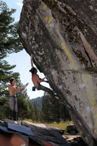 Isaac Caldiero sends "Defenistration" v9 at the Castle Boulder. 